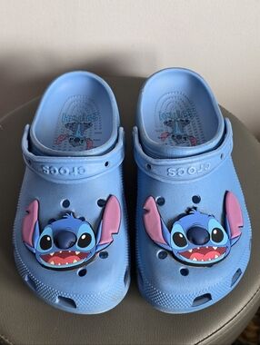 Crocs  Blue Stitch Clogs Jibbitz Charm Sandals M7 W9 Disney Lilo Stitch